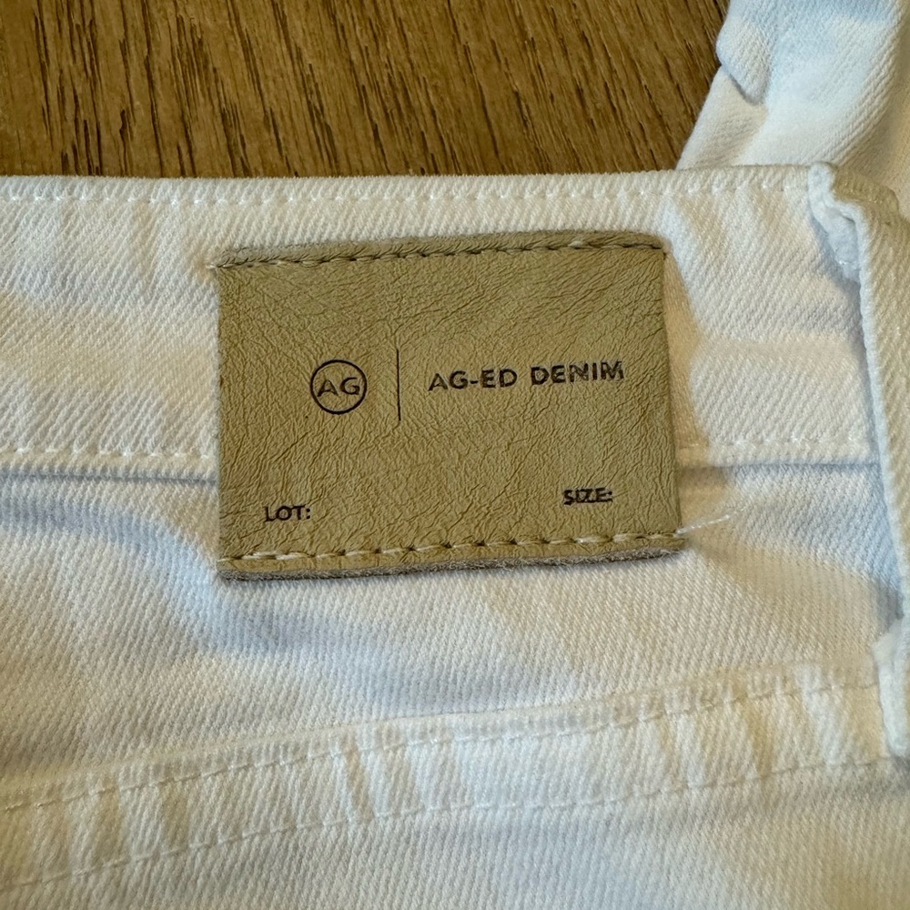 Gently used Ex-Boyfriend Slouchy Slim AG jeans- size 30
